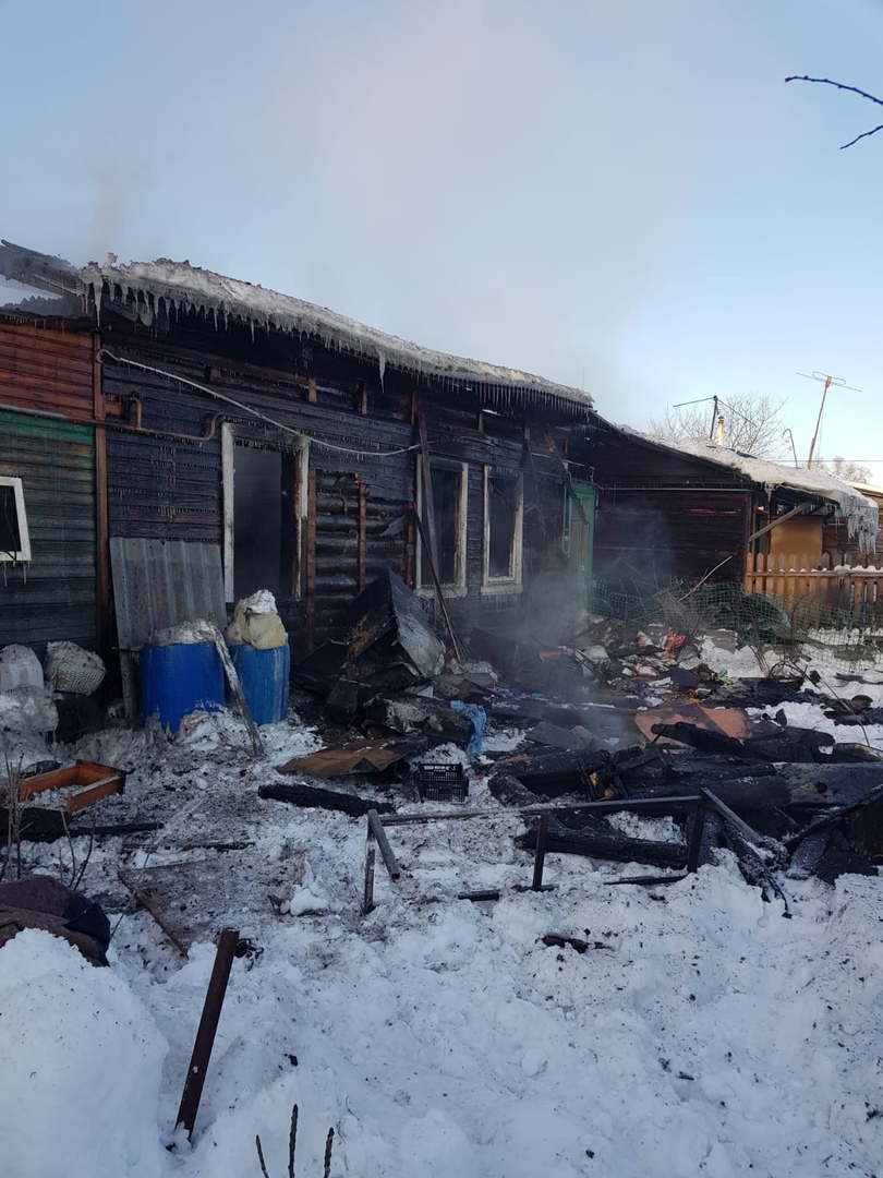 Семьи выбегали из пылающего дома: подробности пожара в Ярославском районе