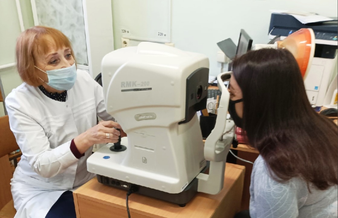 Новое офтальмологическое оборудование появилось в поликлиниках Рыбинска