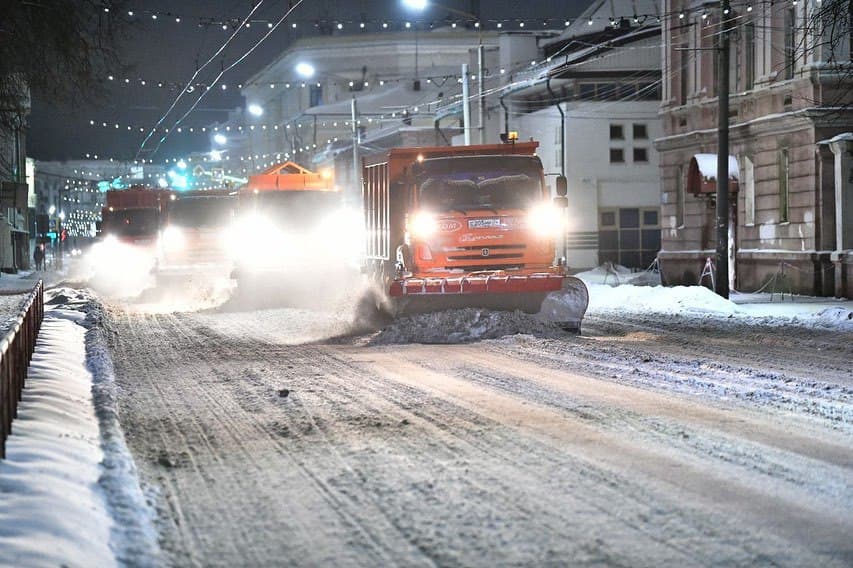 В Ярославской области усилен контроль за вывозом снега организациями, которые отвечают за чистоту автодорог и мостов