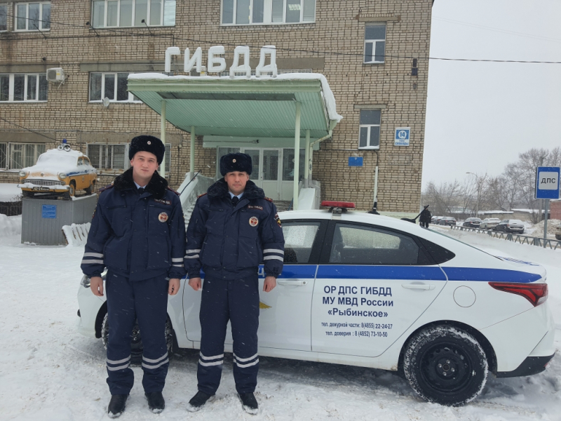 В Рыбинске полицейские спасли из пожара 95-летнюю пенсионерку