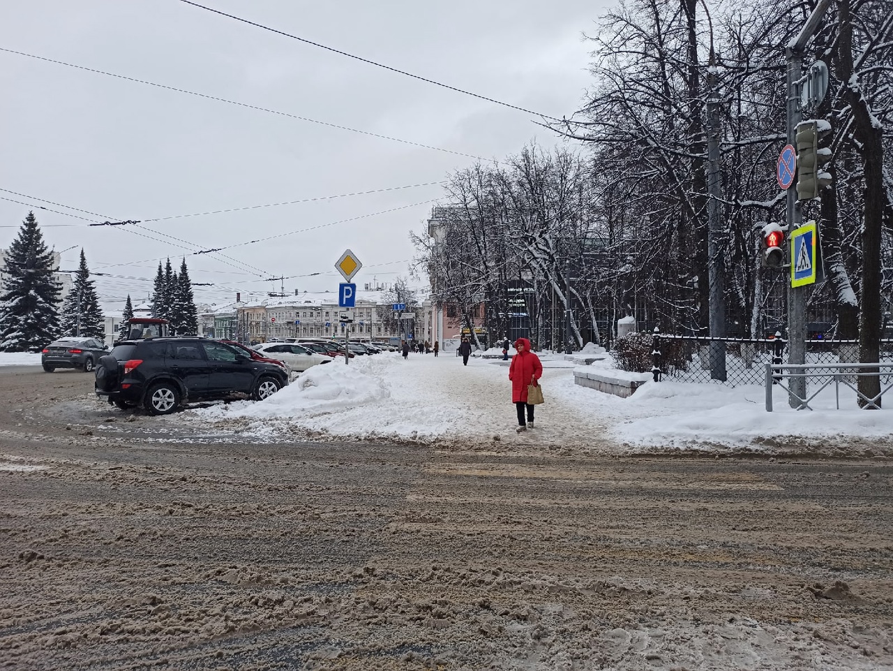Куда обращаться в Ярославле, чтобы убрали снег?
