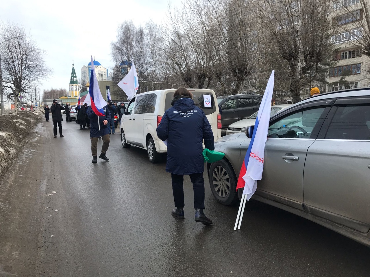 Сегодня в Ярославле прошел автопробег, приуроченный к 95-летию ДОСААФ |  Первый ярославский телеканал