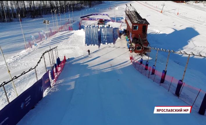 В Подолино готовятся к чемпионату России по лыжной акробатике