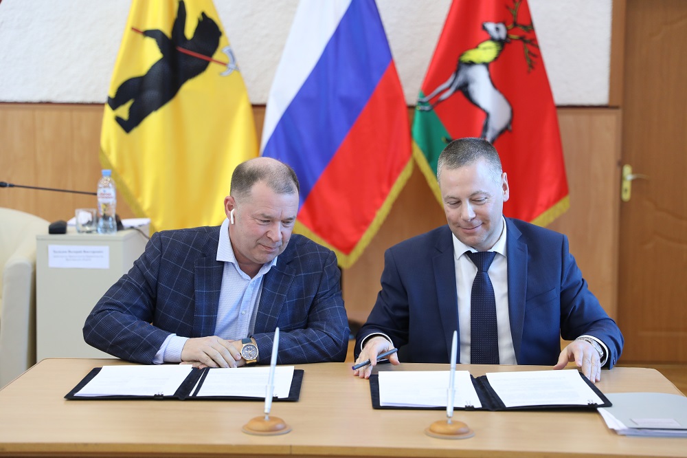 Производство мороженного и переработка овощей: Михаил Евраев подписал соглашения о реализации новых проектов в сфере АПК
