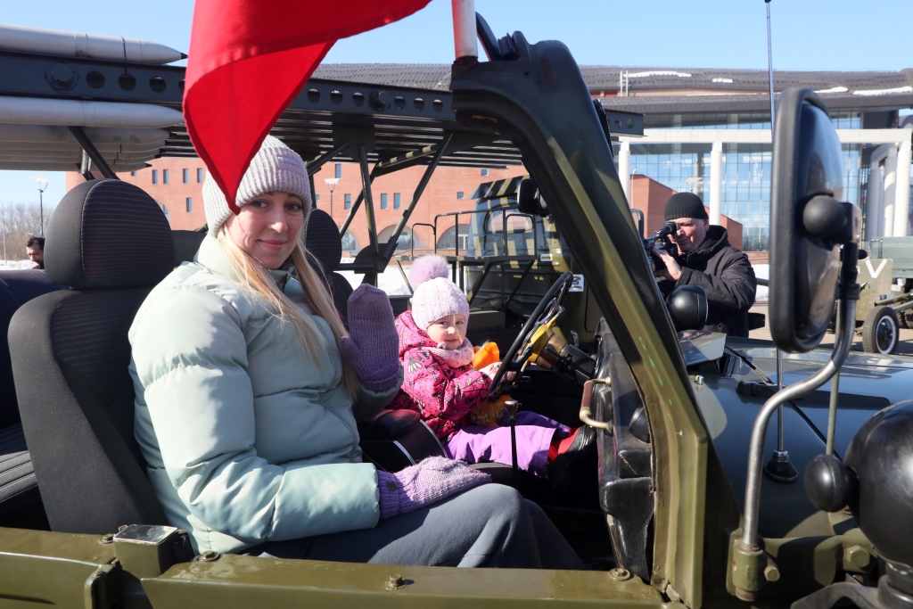 В Ярославле состоялся автопробег в честь воссоединения Крыма с Россией