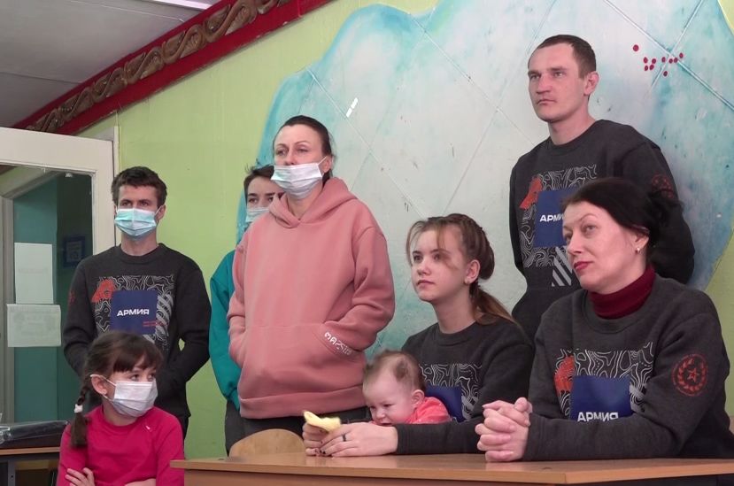 Школьники, прибывшие из ЛДНР в Ярославль, будут продолжать учиться