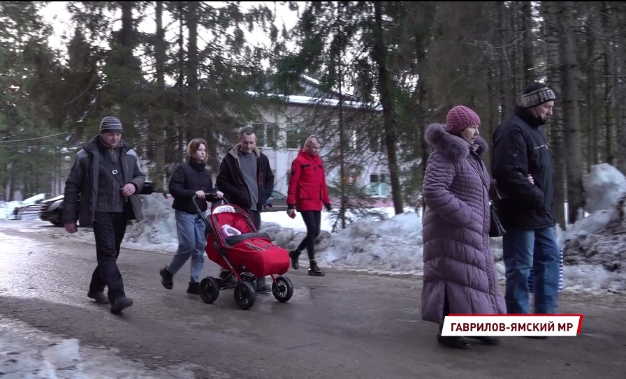 Детям нужна помощь: волонтеры рассказали, что требуется беженцам, прибывшим в Ярославль