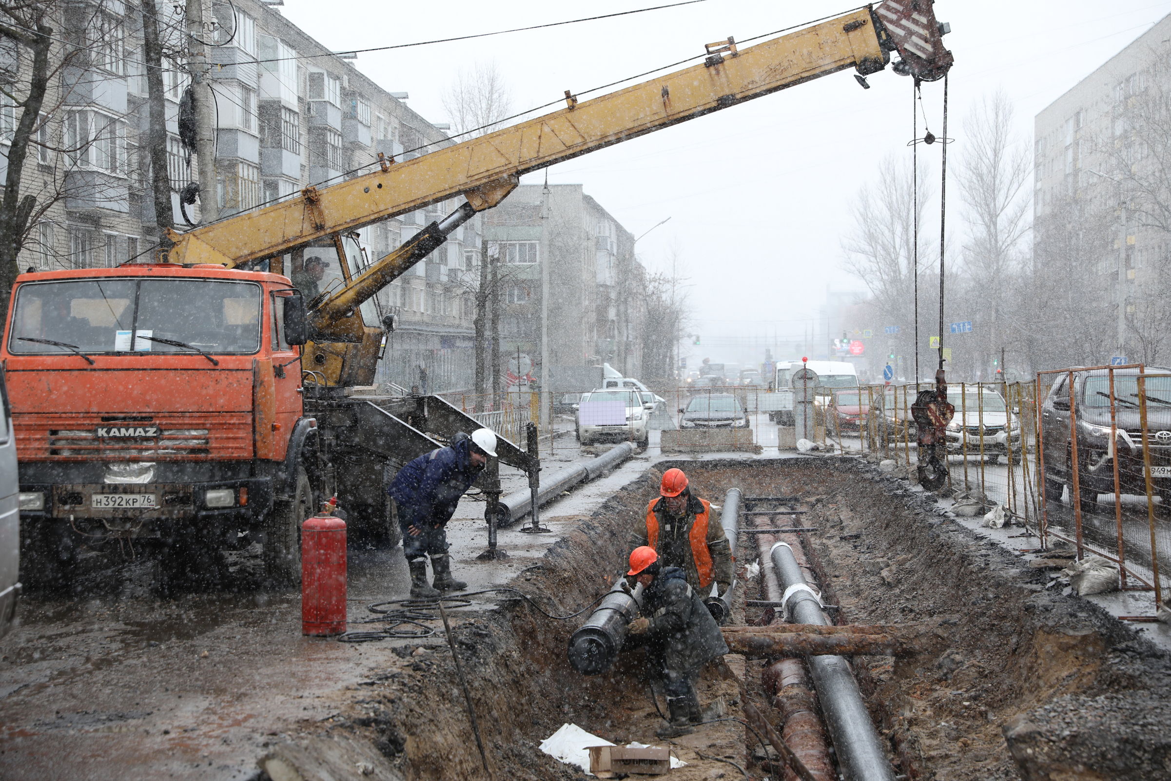 Дорога частично перекрыта: рассказали, когда отремонтируют проспект Толбухина в Ярославле