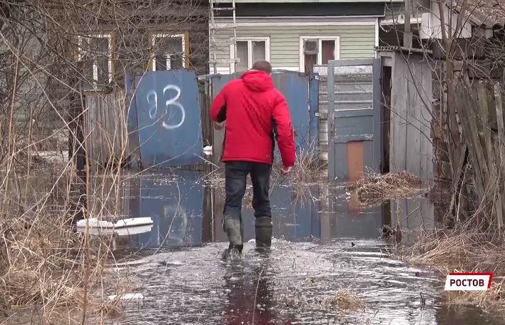 «Размывает фундамент»: ярославцы рассказывают о подтоплениях жилых домов