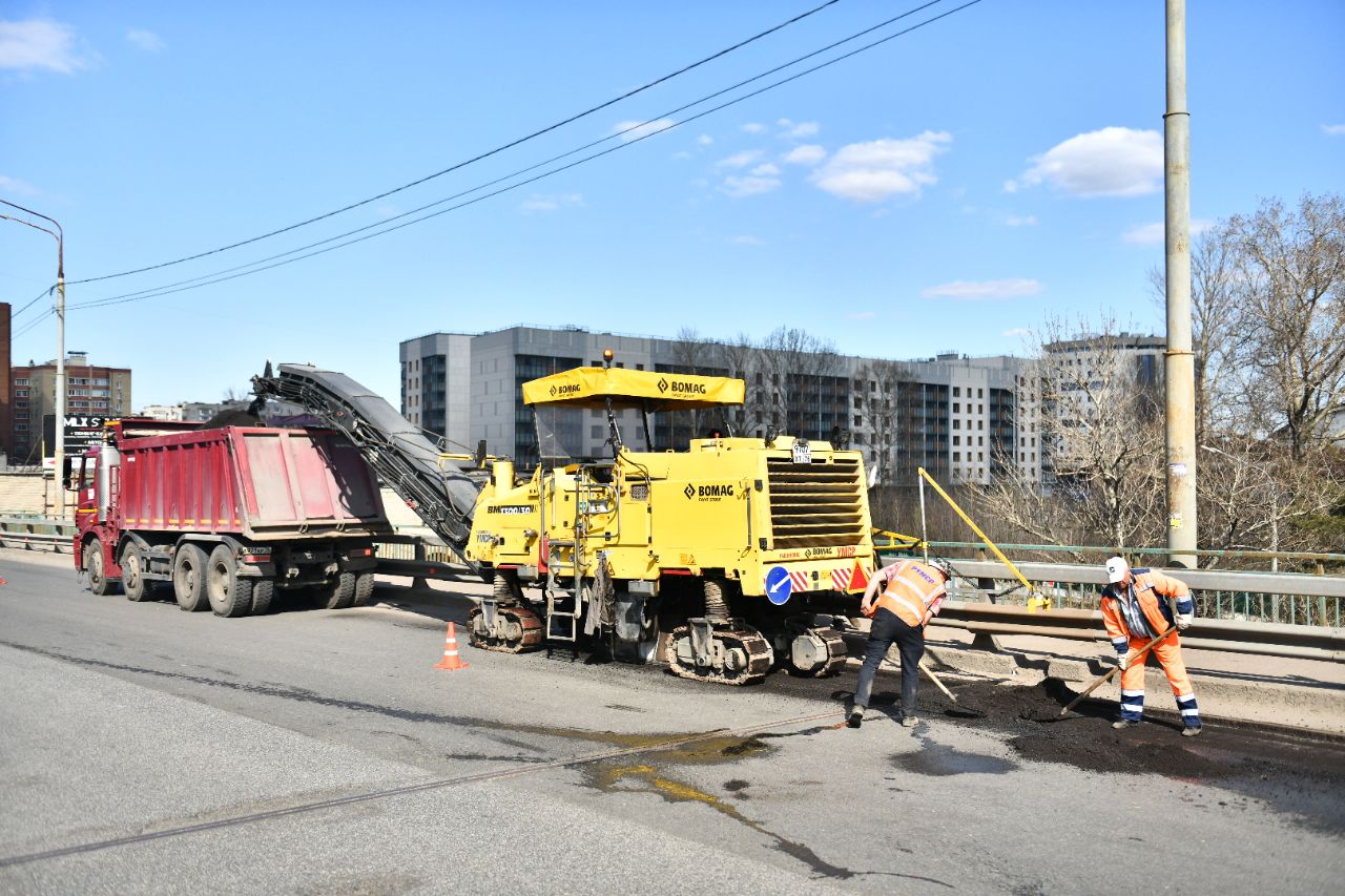 В Ярославле на Толбухинском мосту начался ремонт | Первый ярославский  телеканал