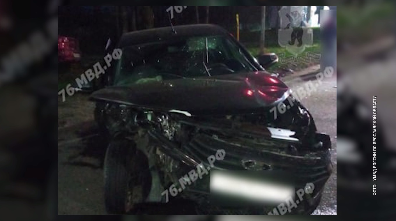 Двое пострадали в аварии на улице Магистральной в Ярославле