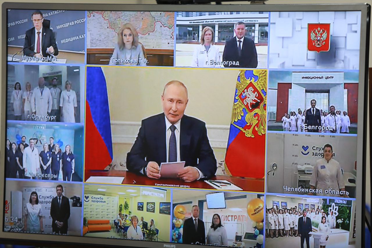 Быстро вошли в курс дел: Путин оценил работу Евраева в Ярославский области