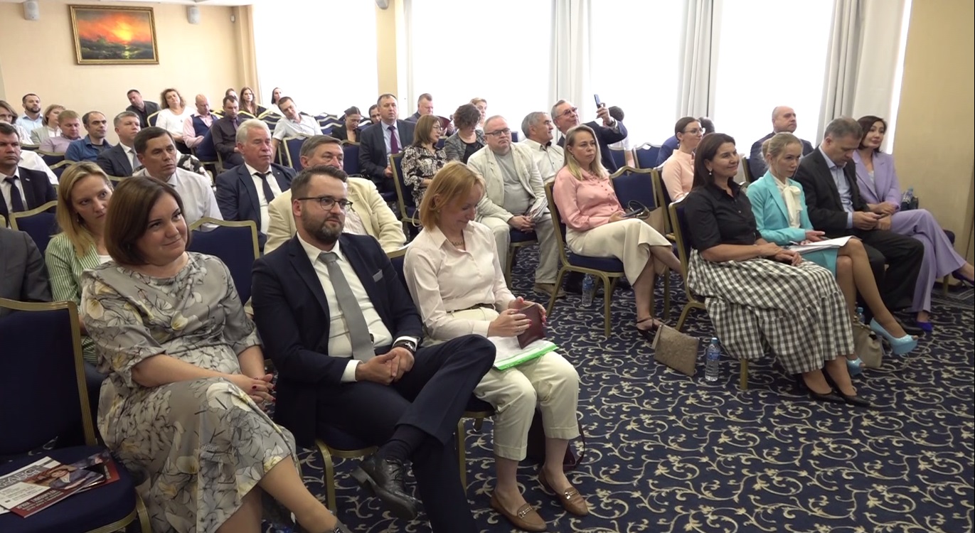 В Ярославле прошло 10 межрегиональное совещание уполномоченных по защите прав предпринимателей
