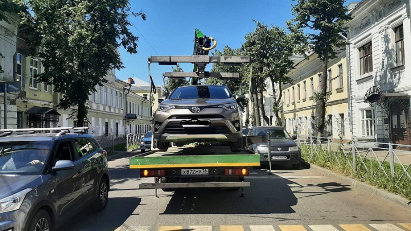 Эвакуировано четыре автомобиля: итоги рейда ГИБДД в Ярославле