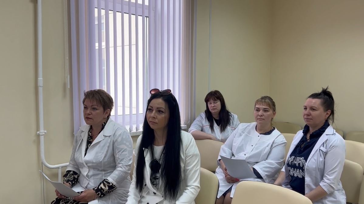В больницах Ярославской области набирают и обучают медсестер