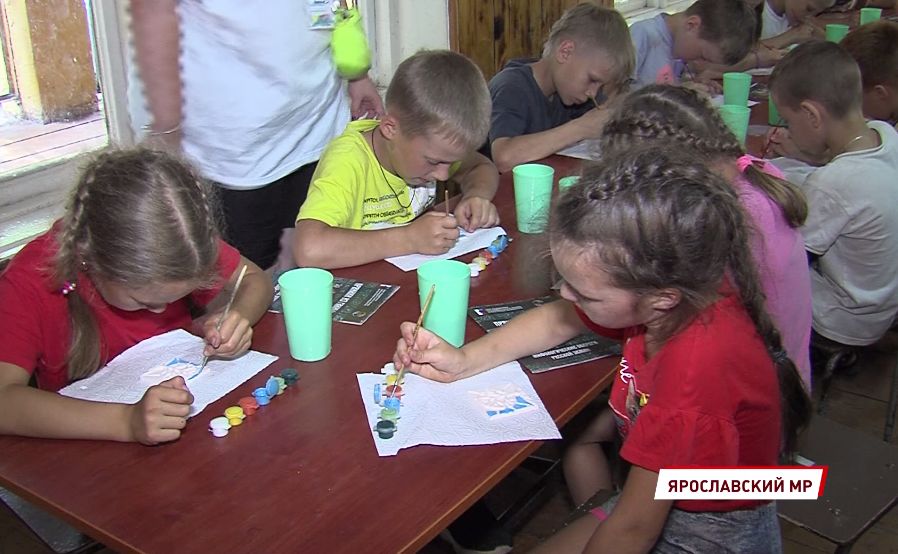 Ярославских школьников научили создавать изразцы