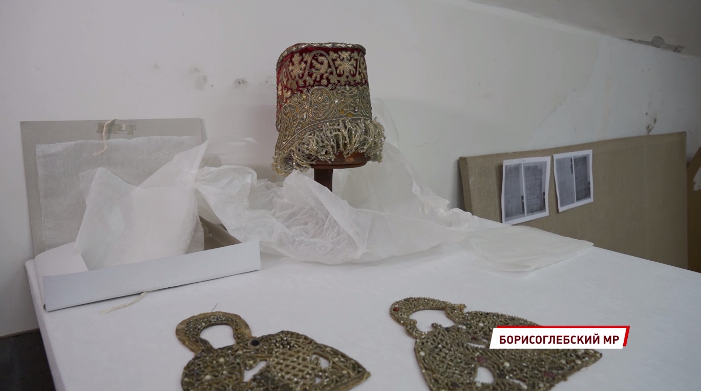 В Борисоглебском музее открылась выставка старинных украшений из собрания Ростовского Кремля