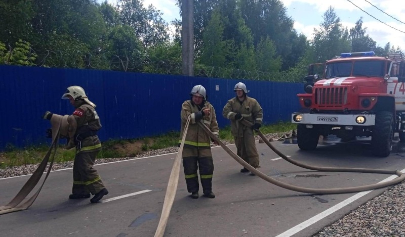 Из окна вырывалось пламя: двое ярославцев спасли на пожаре женщину-инвалида