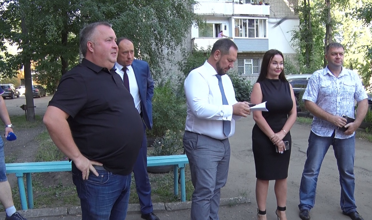 Реализацию программы по капремонту многоквартирных домов проверили сегодня депутаты Ярославской областной думы