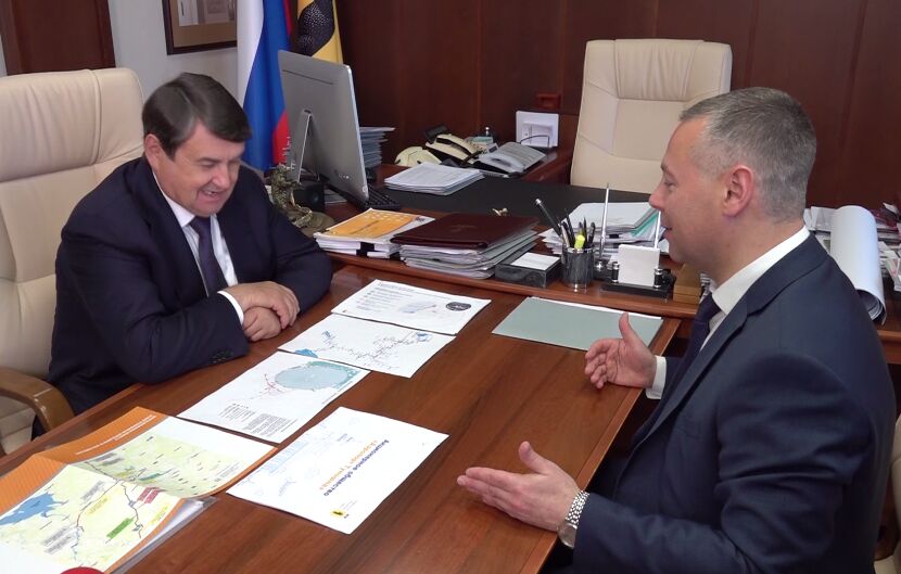 Михаил Евраев обсудил вопросы развития туристической инфраструктуры региона с помощником президента Игорем Левитиным