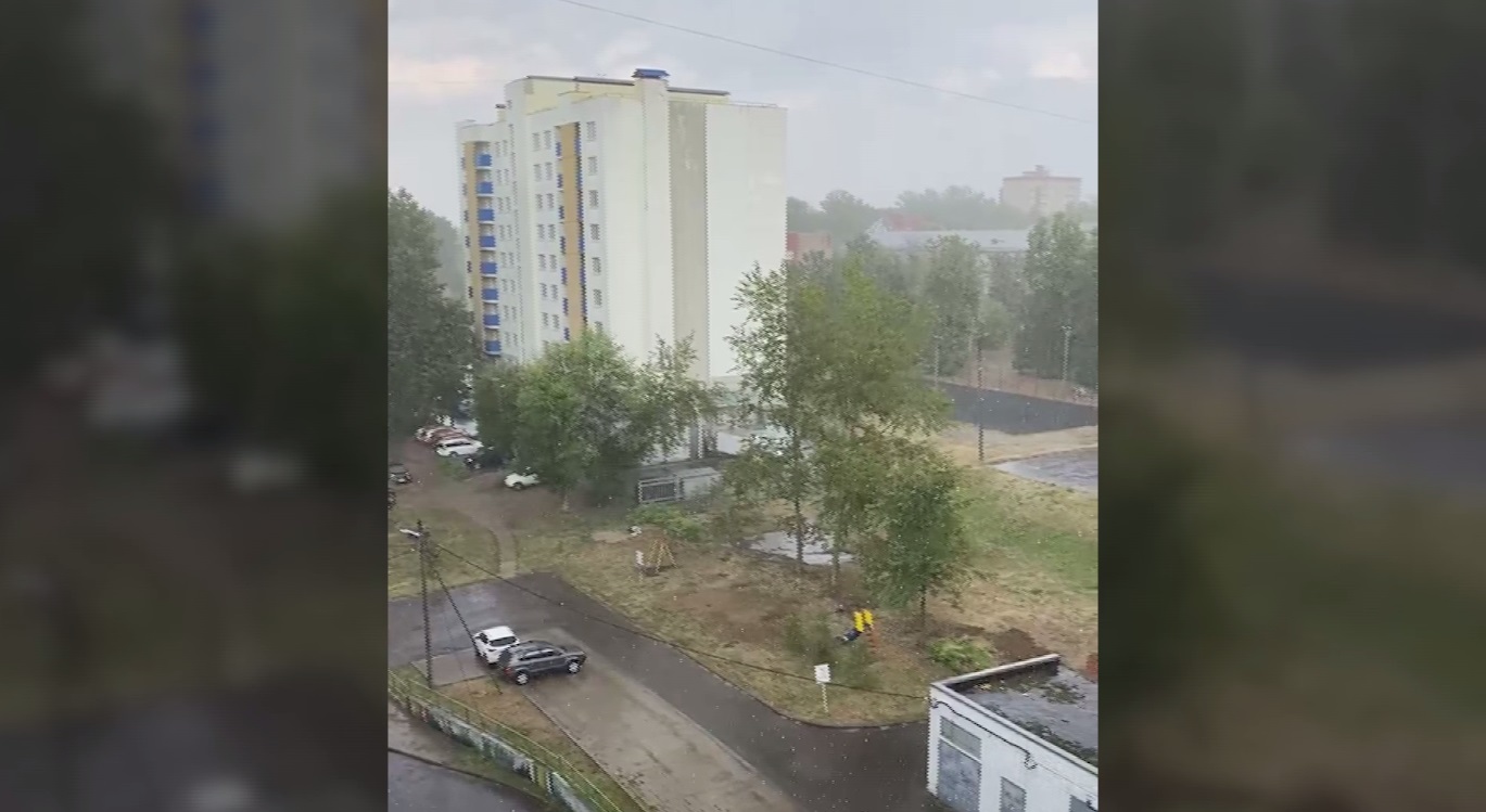 В Ярославле сегодня прошел долгожданный ливень
