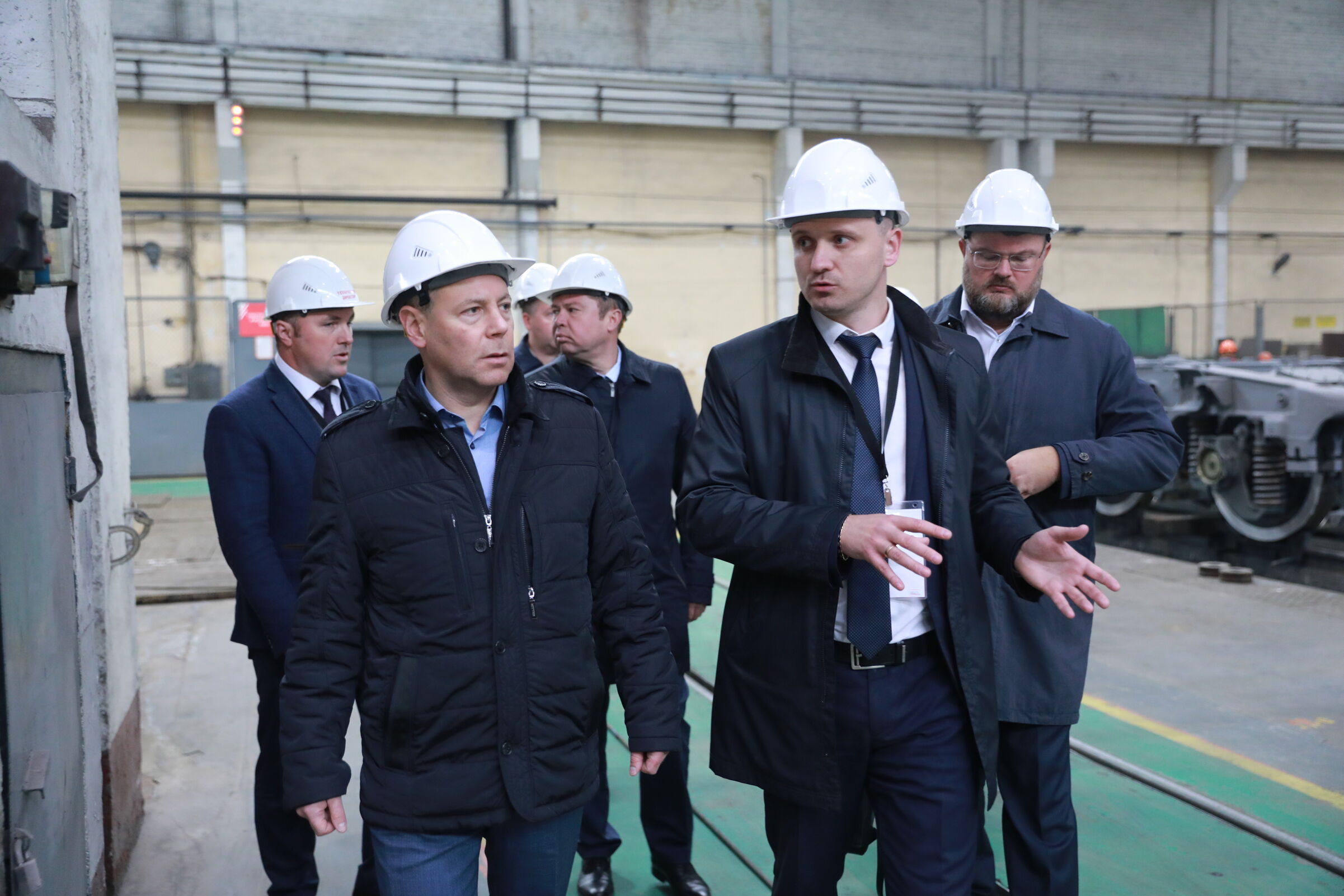 Михаил Евраев посетил Ярославский электровозоремонтный завод