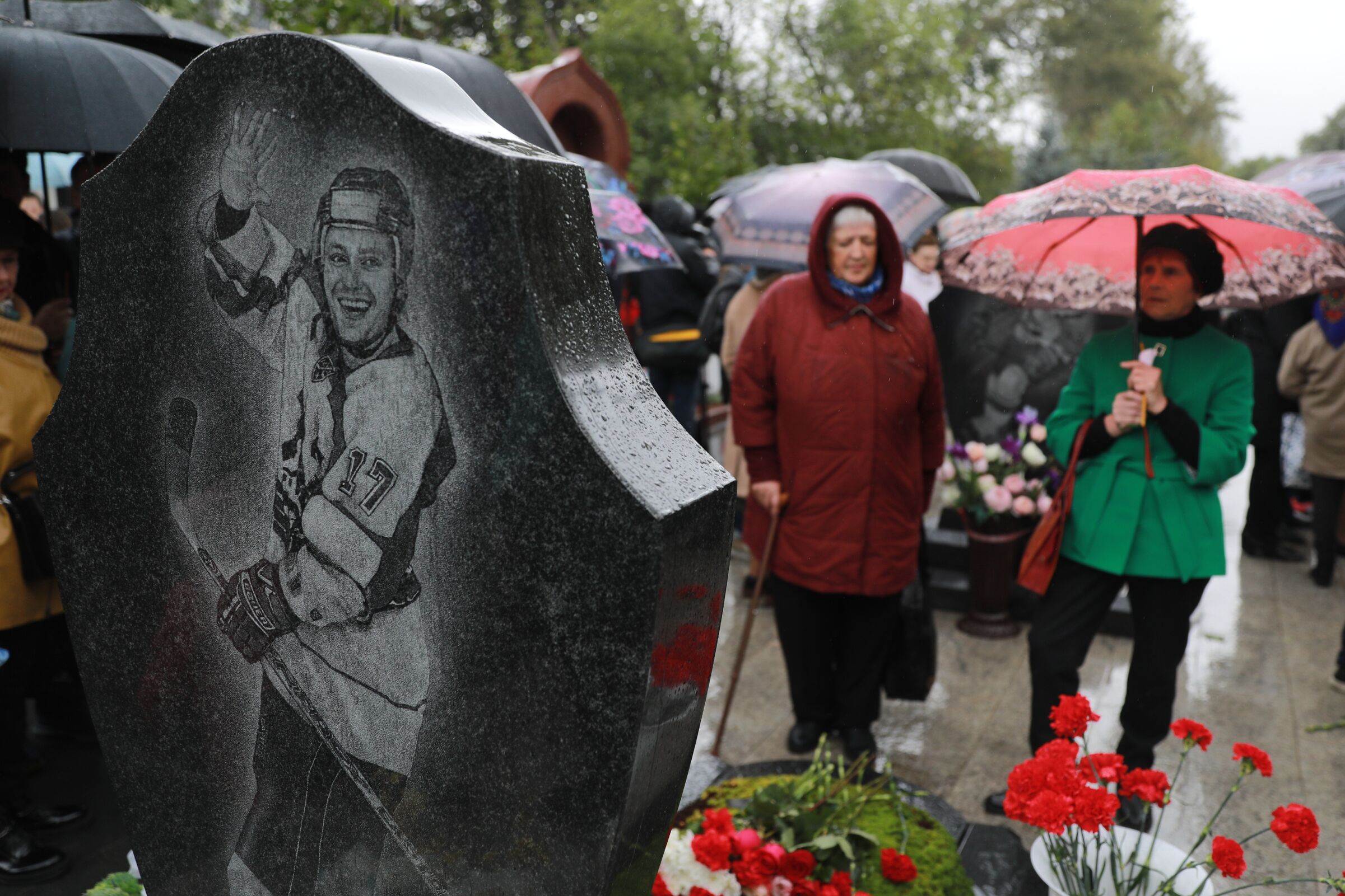 Михаил Евраев принял участие в мероприятиях в память о погибшей команде «Локомотив»