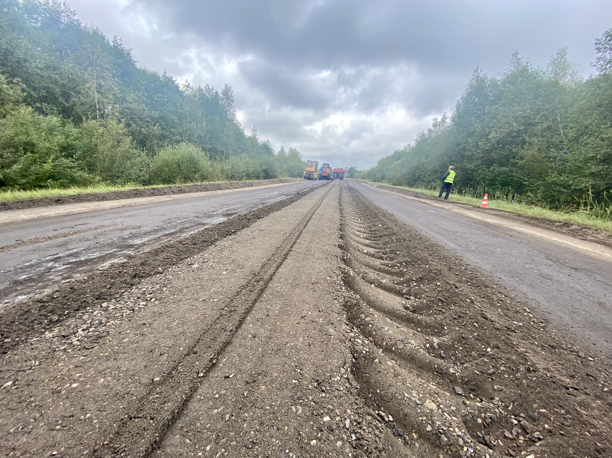 В Первомайском районе начался 2-ой этап ремонта дороги, ведущей из Пречистого в Любим