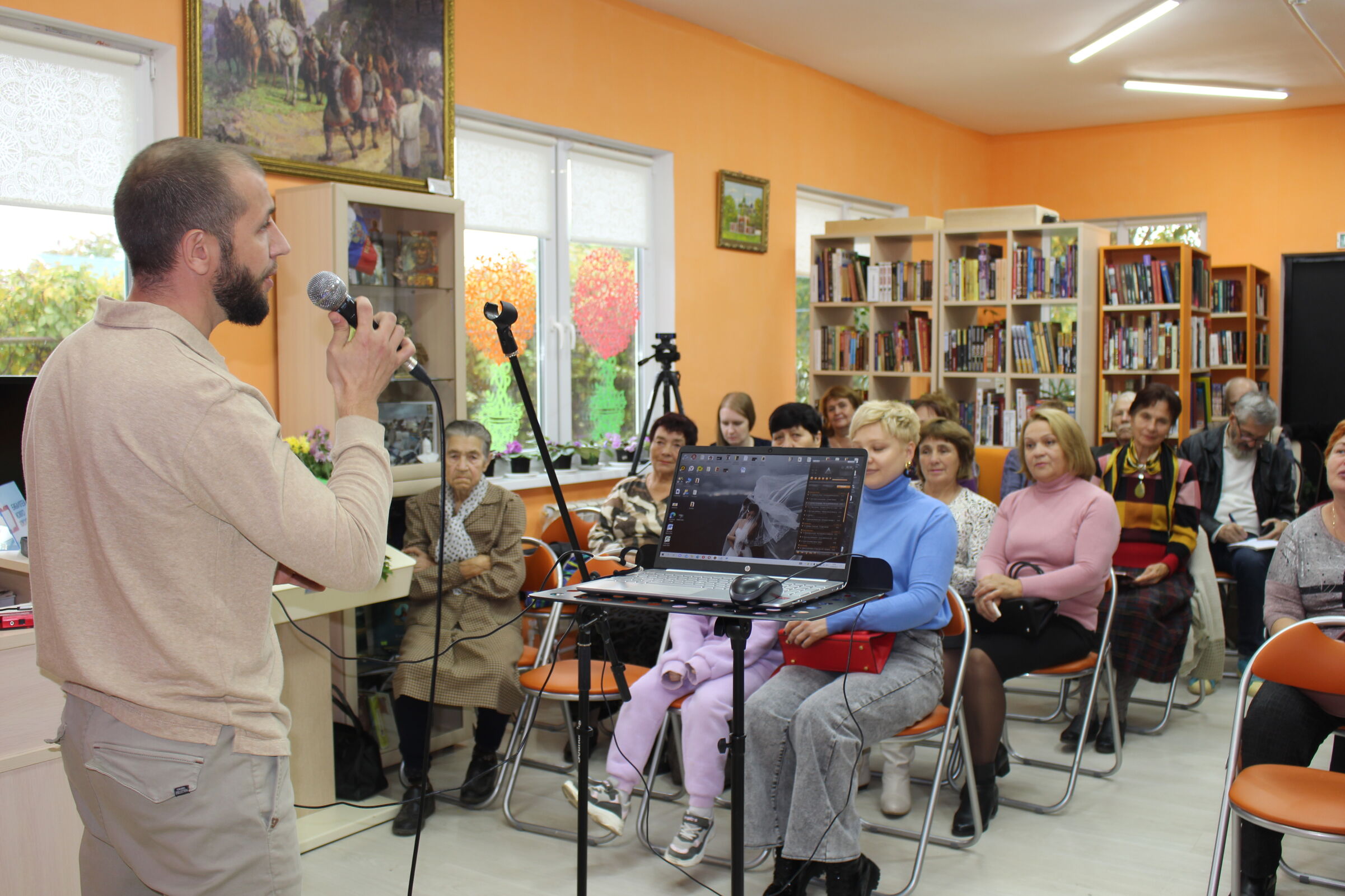 Благодаря нацпроекту переславская библиотека проводит уникальные концерты