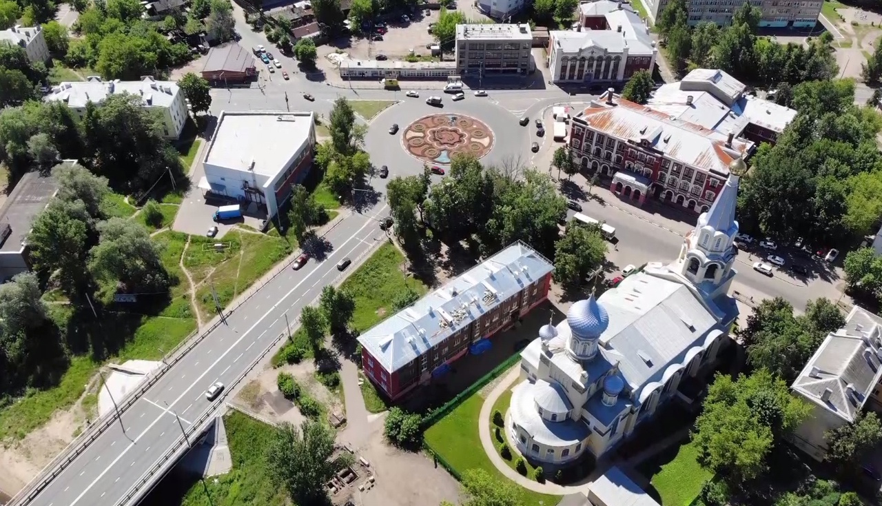 В районе Комсомольской площади вводятся ограничения остановки и стоянки транспортных средств