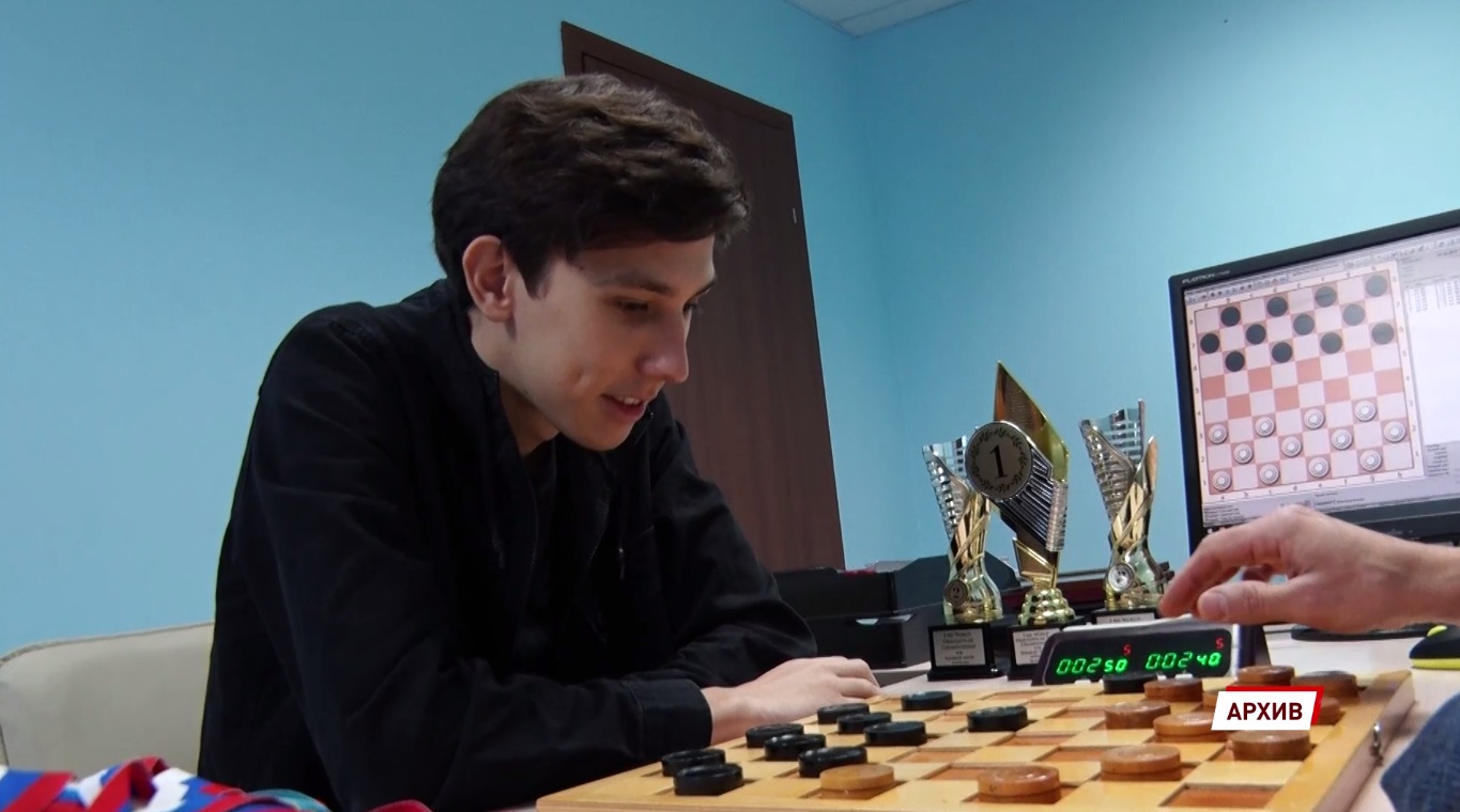 Медаль высшей пробы завоевал шашист Иван Смурков на играх паралимпийцев «Мы вместе. Спорт»