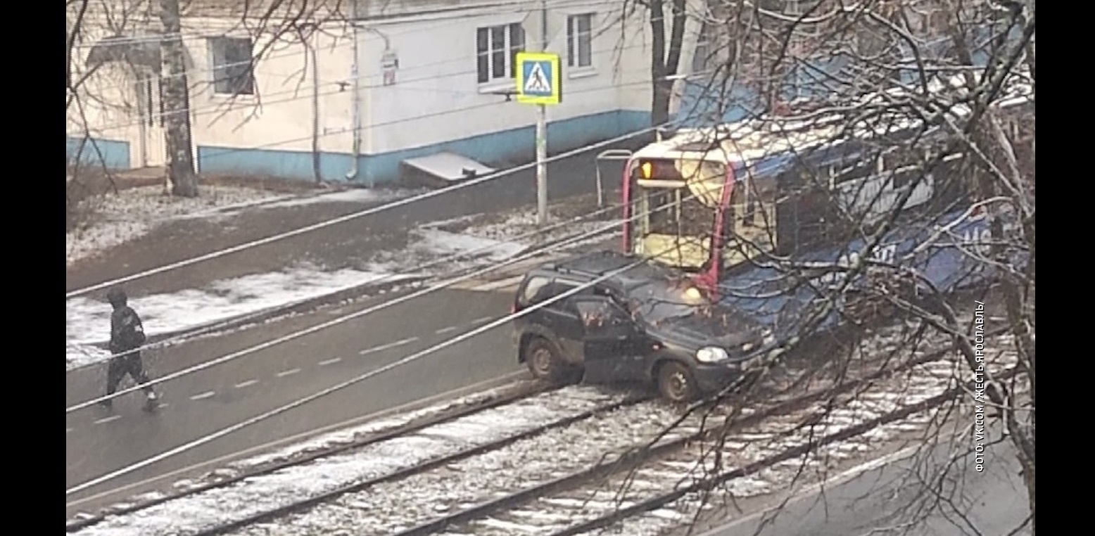 На улице Чкалова в Ярославле утром перестали ходить трамваи