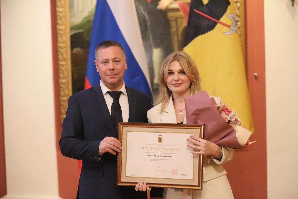 Михаил Евраев вручил жителям области государственные и региональные награды