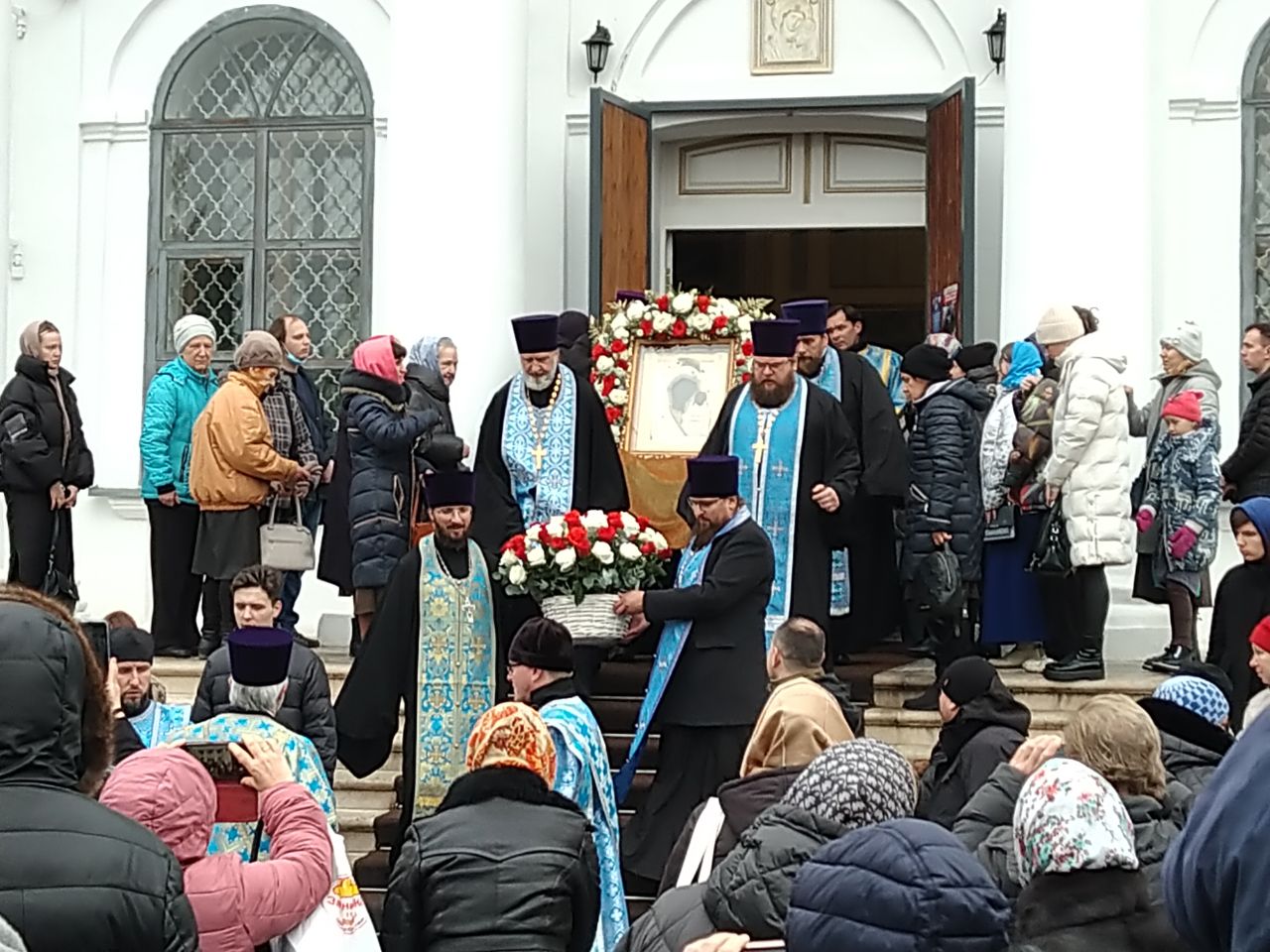 В Ярославле проходят торжественные мероприятия, посвященные Дню народного единства и Дню Казанской иконы