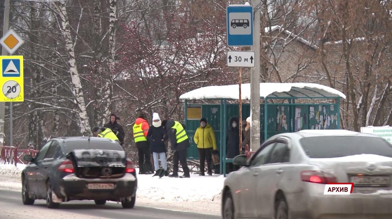 Для уборки снега в Ярославле будут эвакуировать машины, которые будут мешать процессу