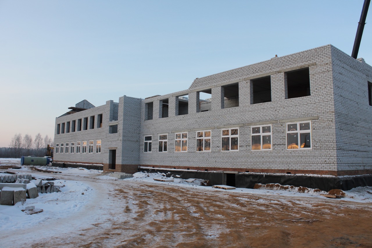 В селе Ярославской области строят современную школу