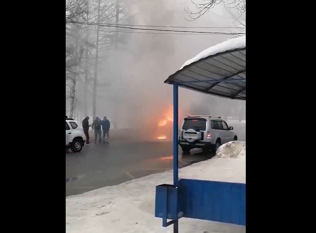 Очевидцы: на Липовой горе загорелся общественный транспорт
