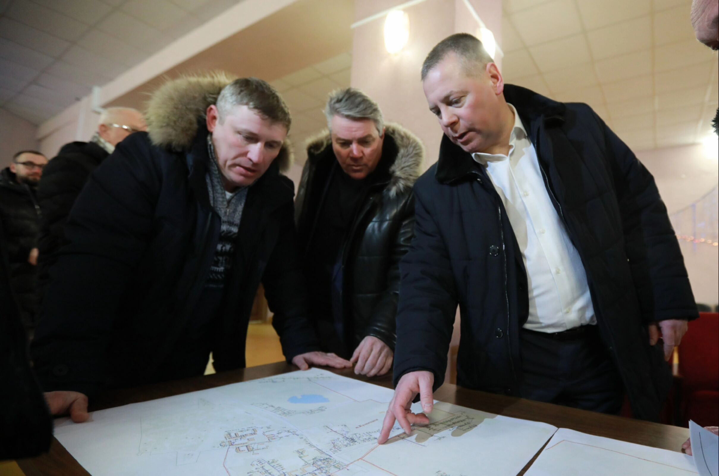 Михаил Евраев провел выездное совещание по теплоснабжению в Кузнечихе