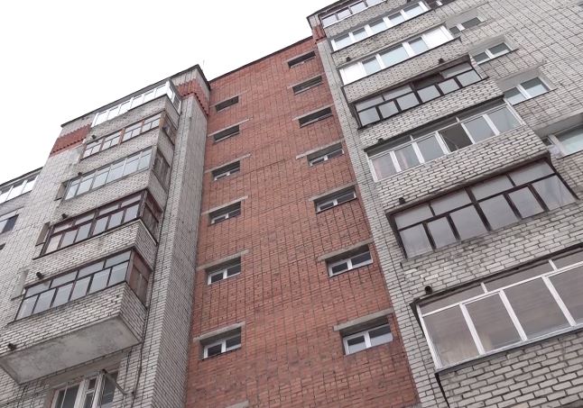В Ярославле и области продолжается замена старых лифтов