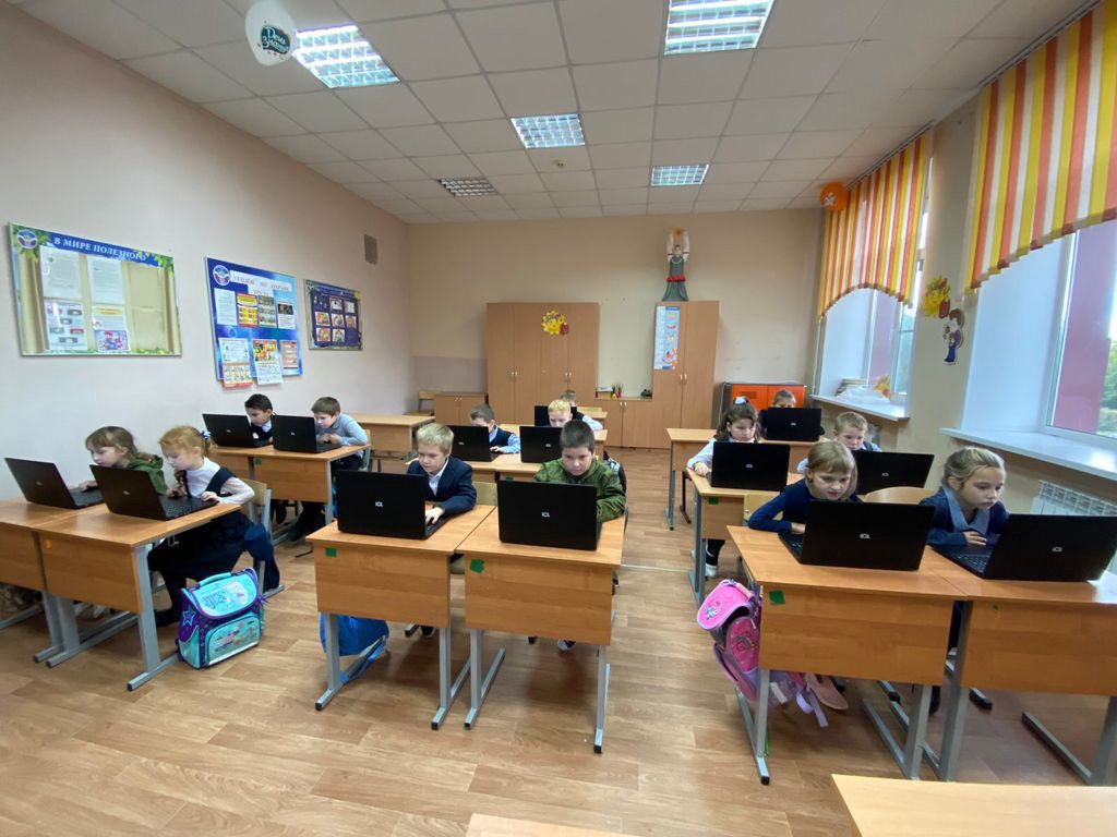 В школы Ярославской области поступит новое оборудование