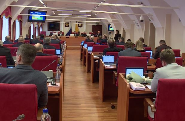 Депутаты областной думы внесли изменения в выборное законодательство