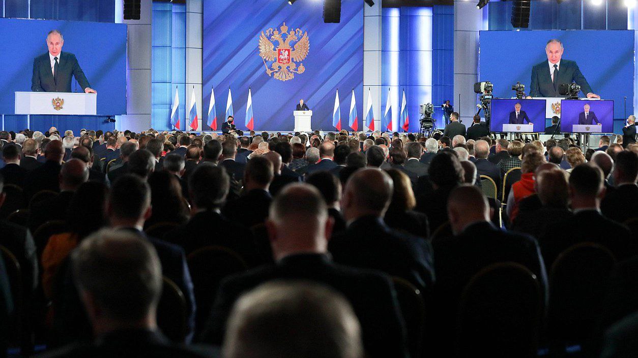 Президент прокомментировал санкции запада: что предпринимают в Ярославской области
