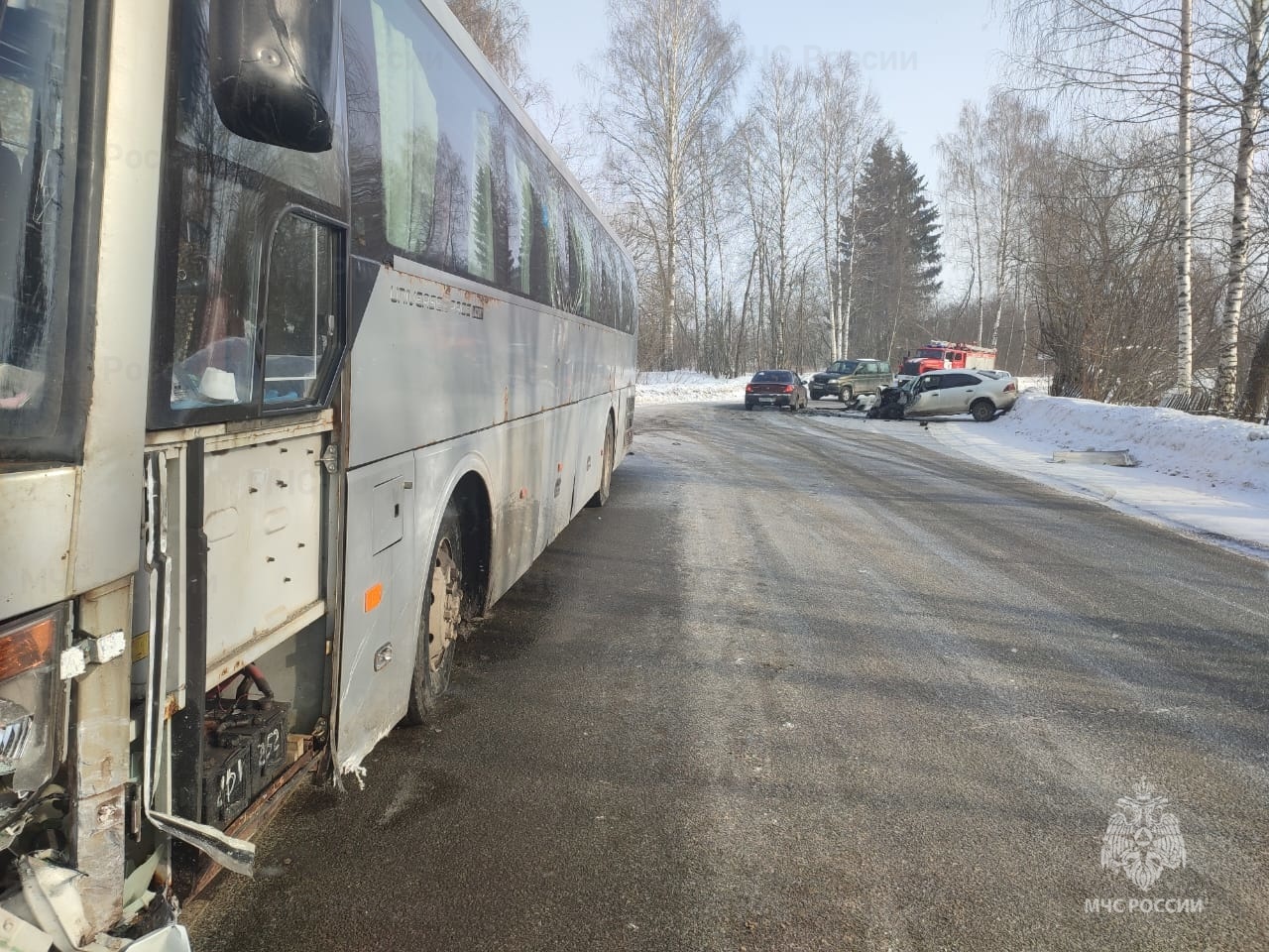 В Ярославской области произошла авария с автобусом