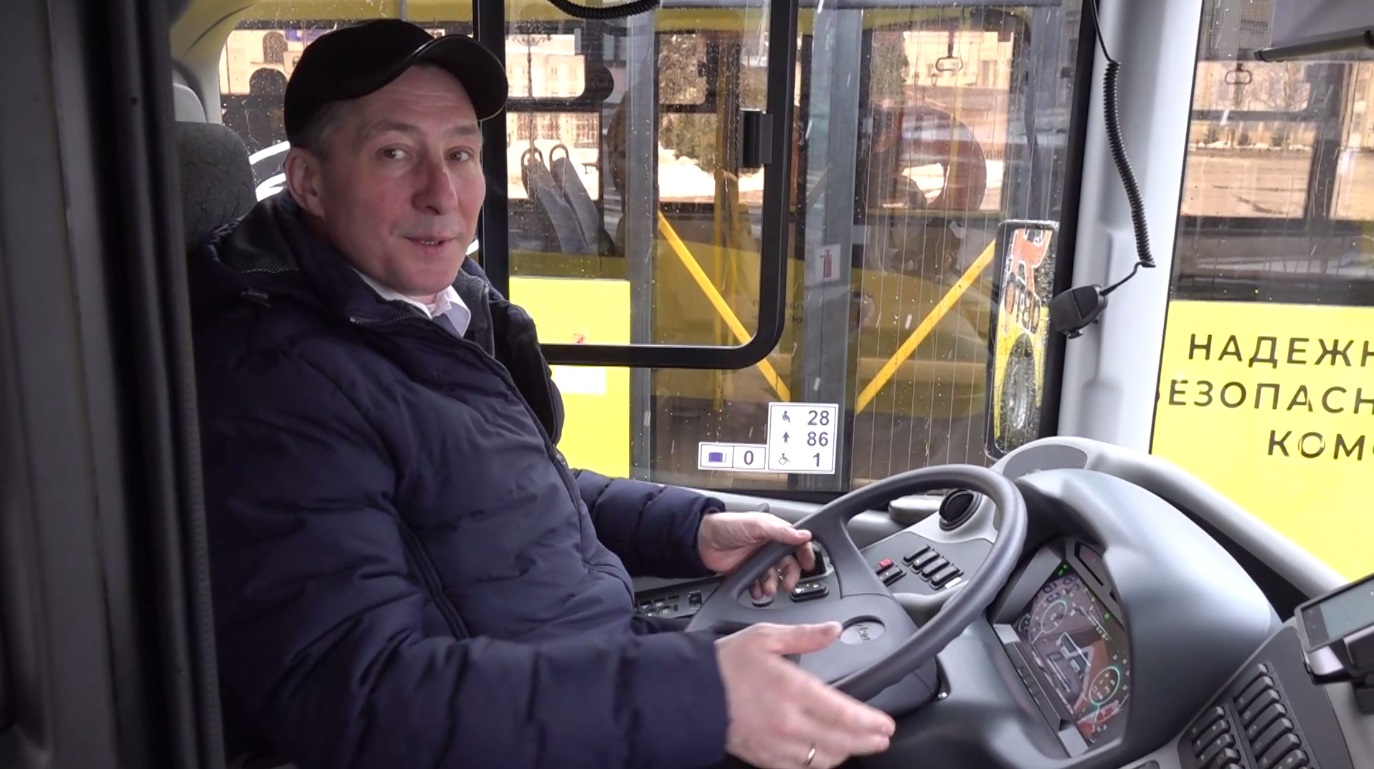 С подмосковного завода на дороги Ярославской области прибыли новые автобусы