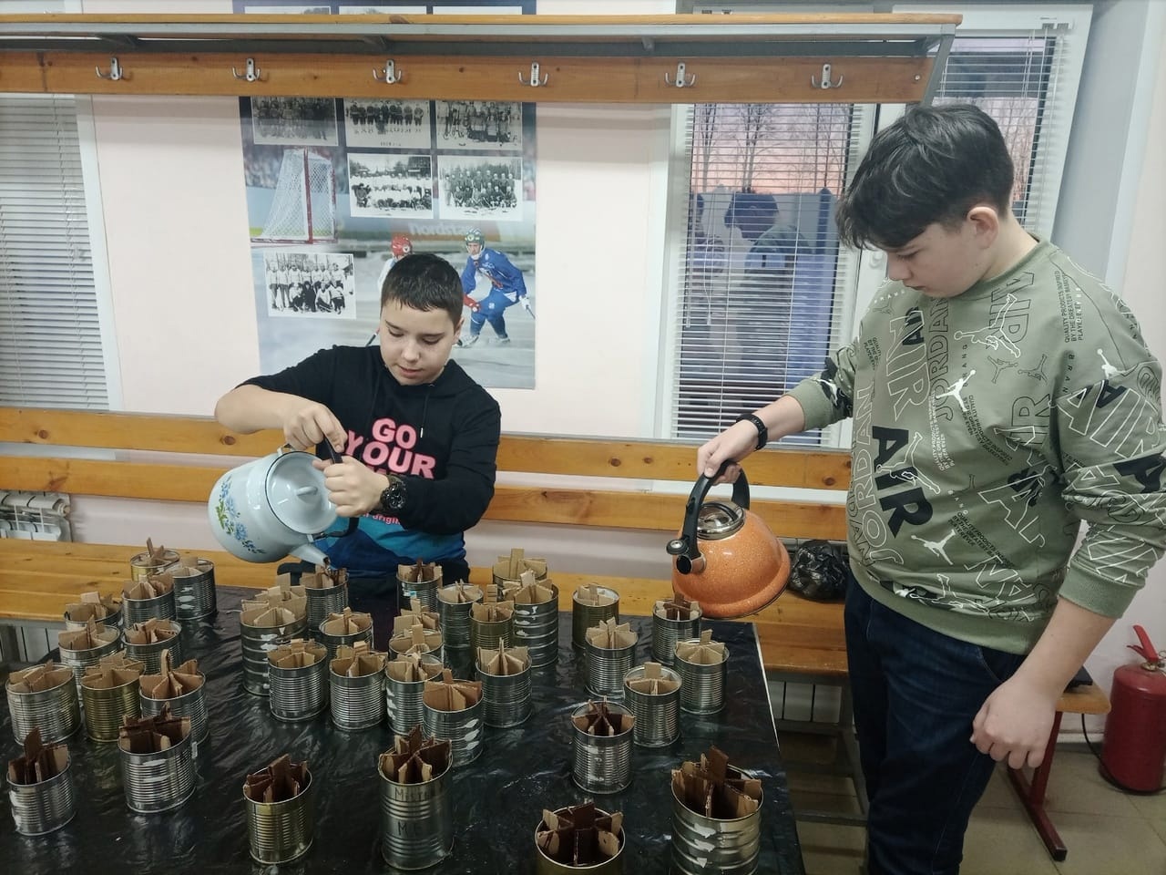 Коллектив и учащиеся Петровской школы-интерната приняли активное участие в акции «Поможем вместе»