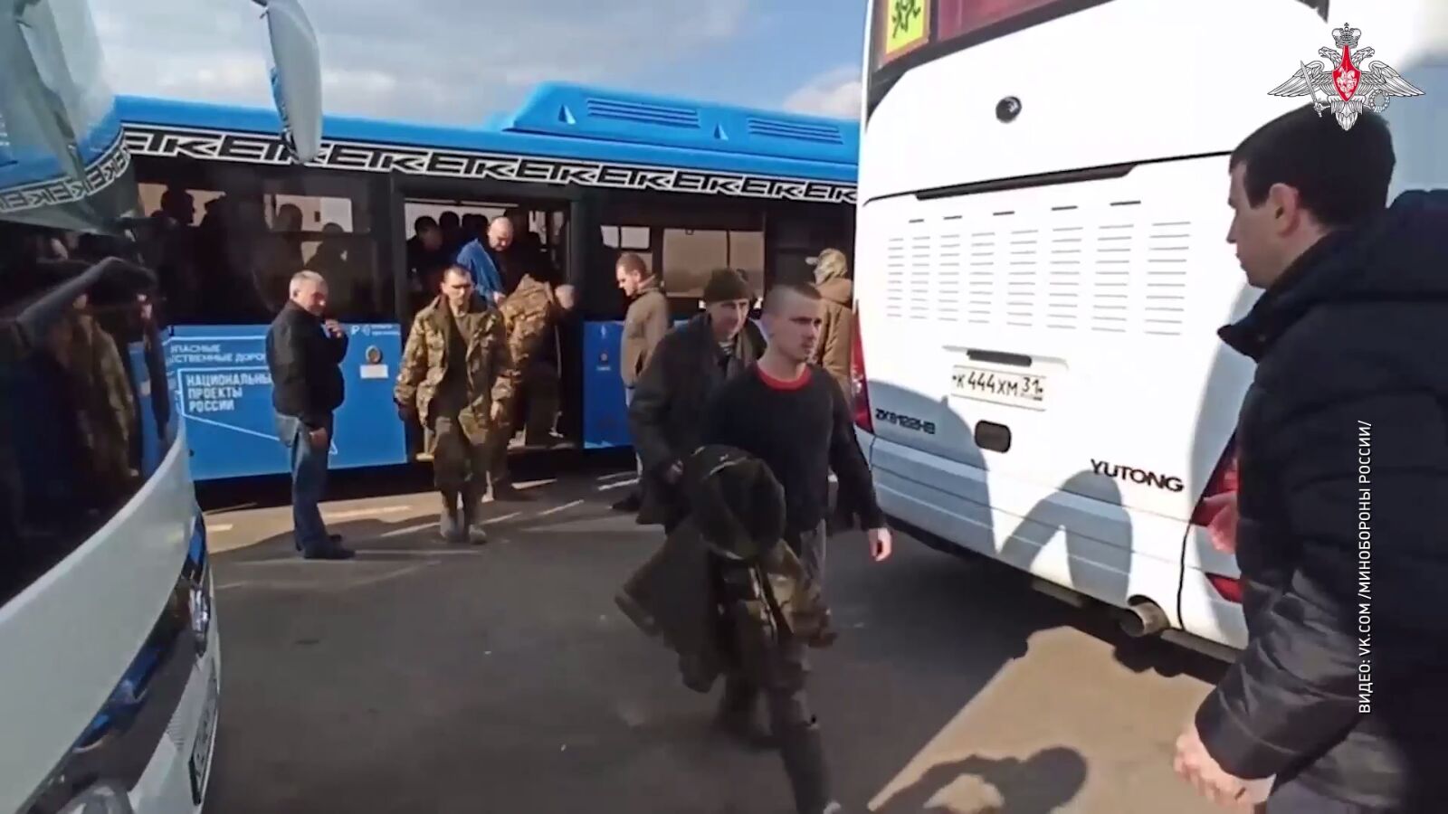 Пятеро ярославцев вернулись на Родину из украинского плена