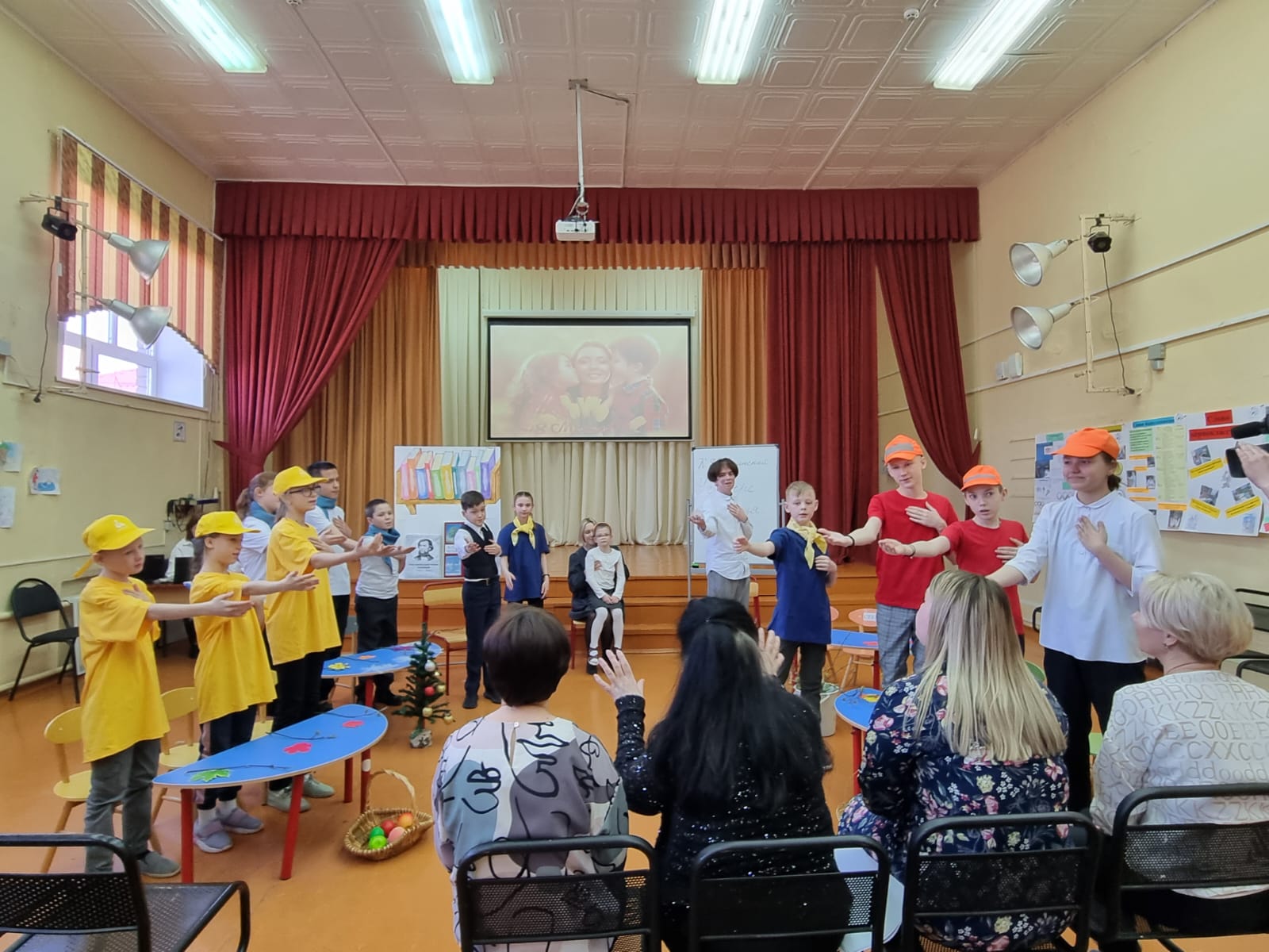 Пять коррекционных школ модернизируют в Ярославской области