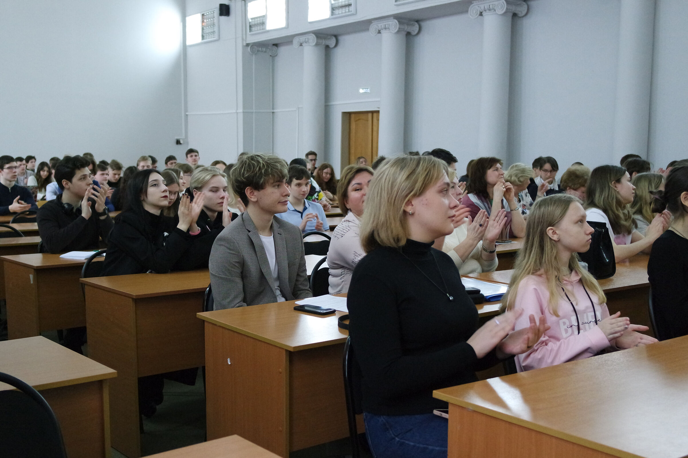 В Ярославле прошел межрегиональный конкурс для школьников «Путь в науку»