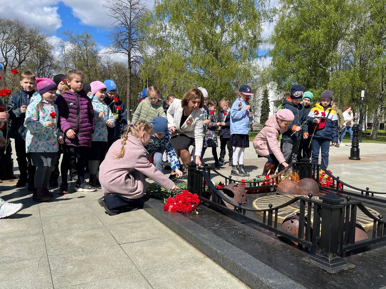 В Ярославле для школьников проводят выездные уроки мужества, приуроченные ко Дню Победы
