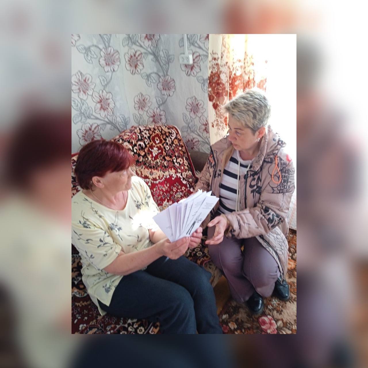 В Ярославле социальная мобильная служба помогает пожилым людям